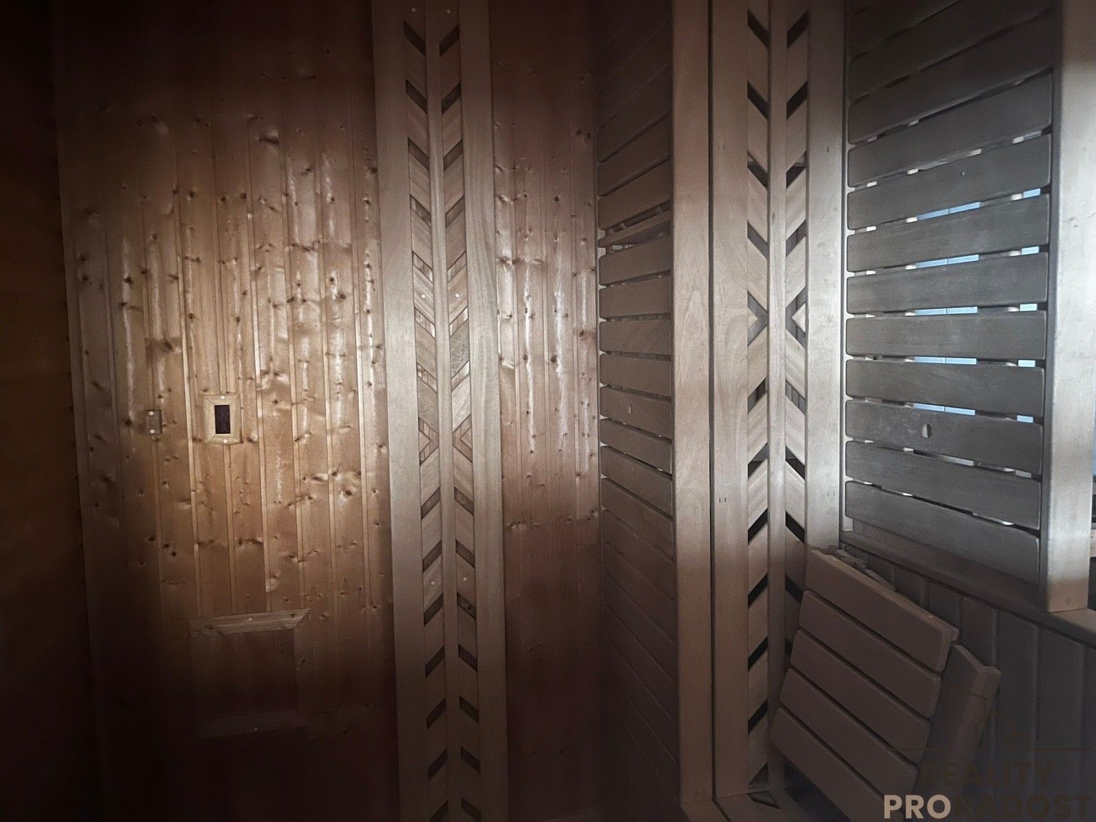 Prodej nemovitosti 350 m² - foto 15