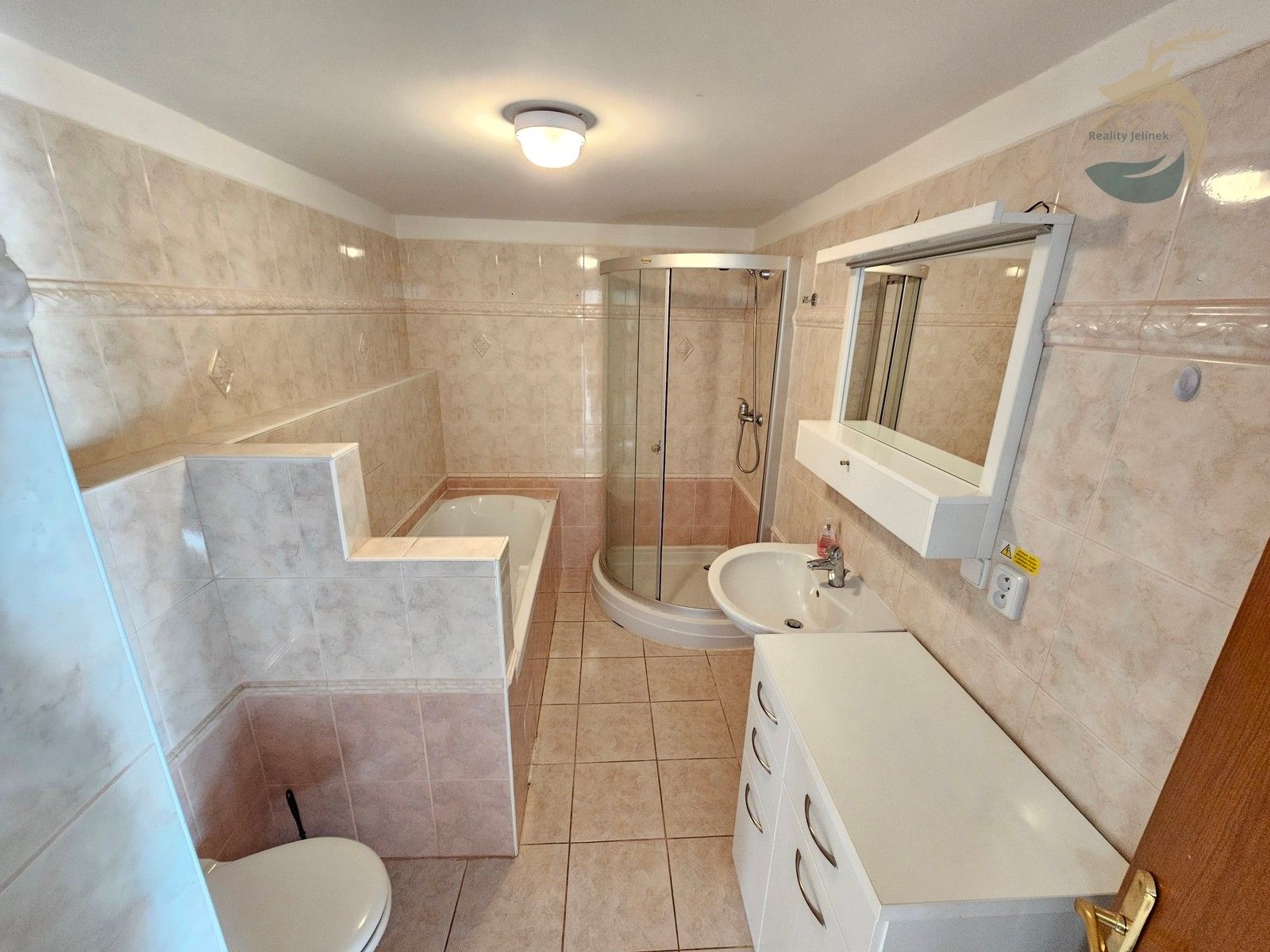Prodej nemovitosti 431 m² - foto 11