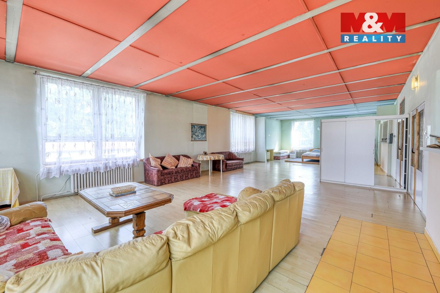 Prodej komerčního prostoru 1100 m² - foto 4