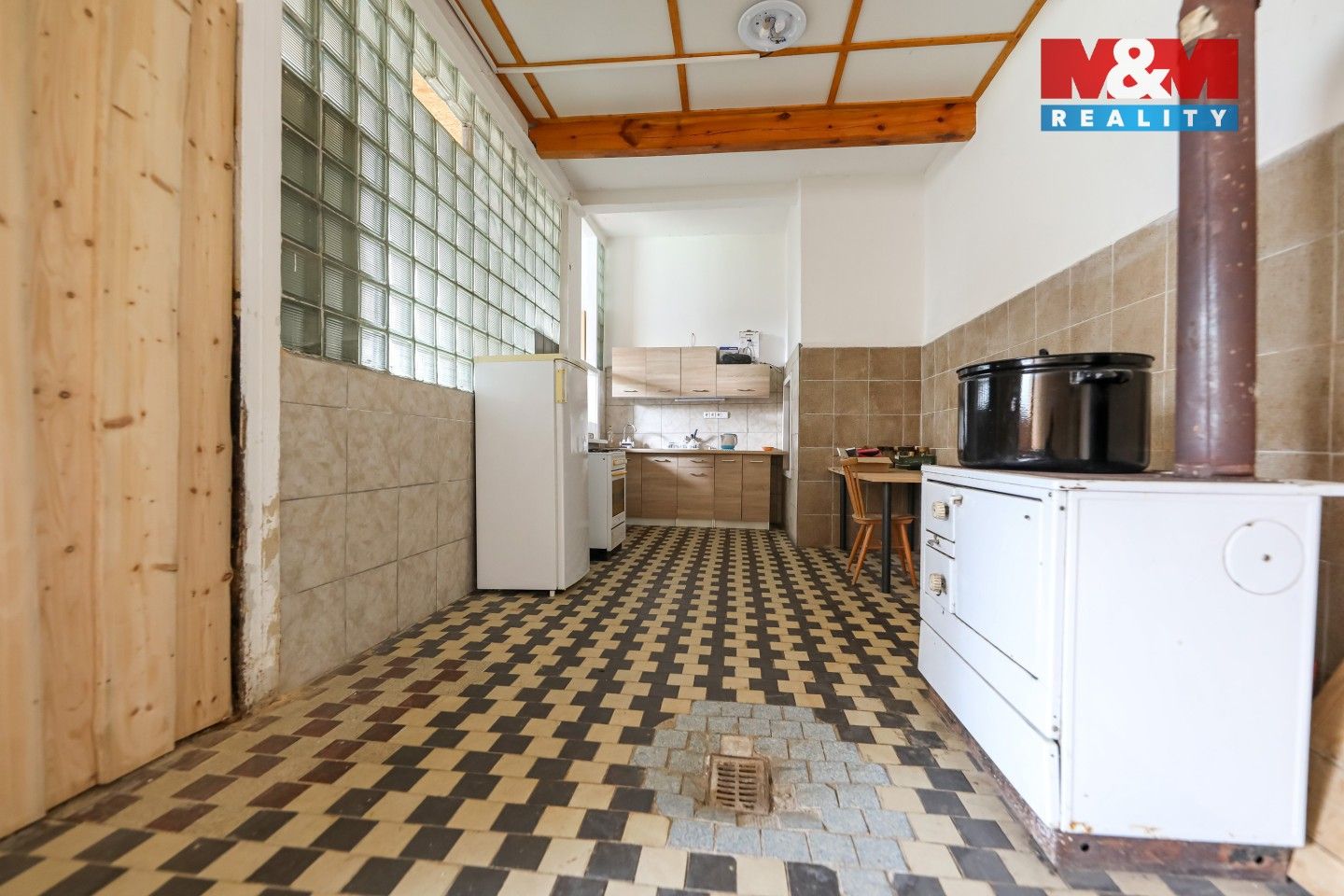 Prodej komerčního prostoru 1100 m² - foto 12