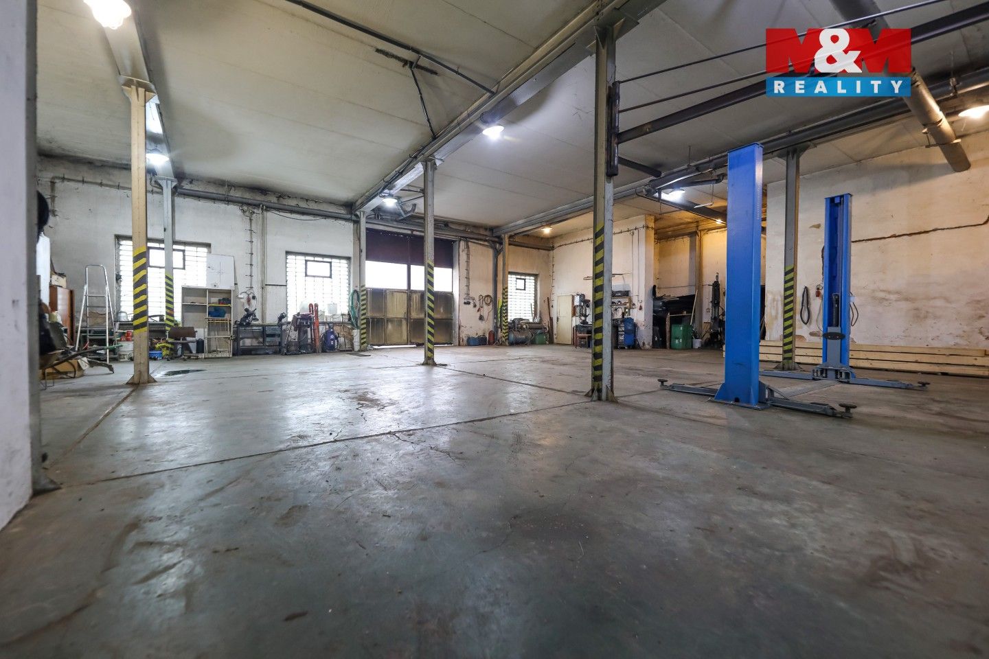Prodej komerčního prostoru 1100 m² - foto 22