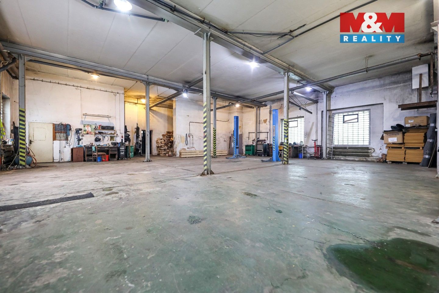 Prodej komerčního prostoru 1100 m² - foto 20