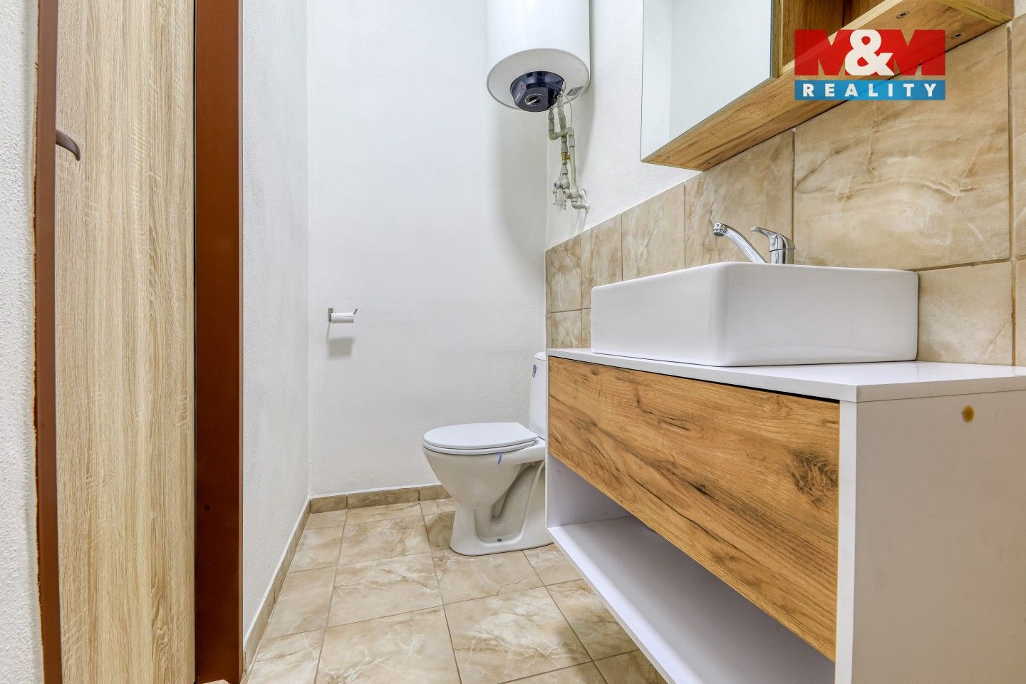 Prodej komerčního prostoru 1100 m² - foto 28