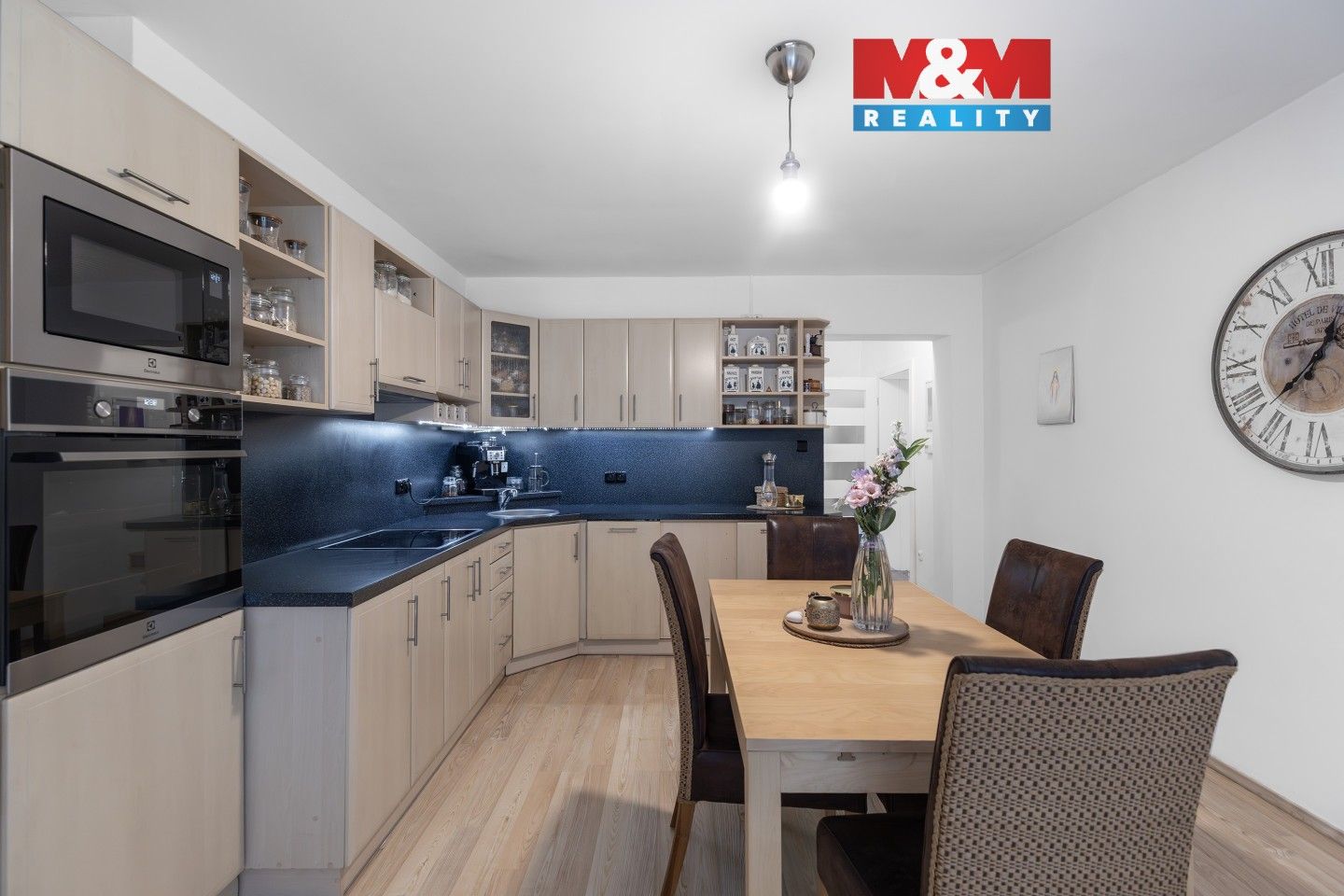 Prodej domu 230 m² - foto 1