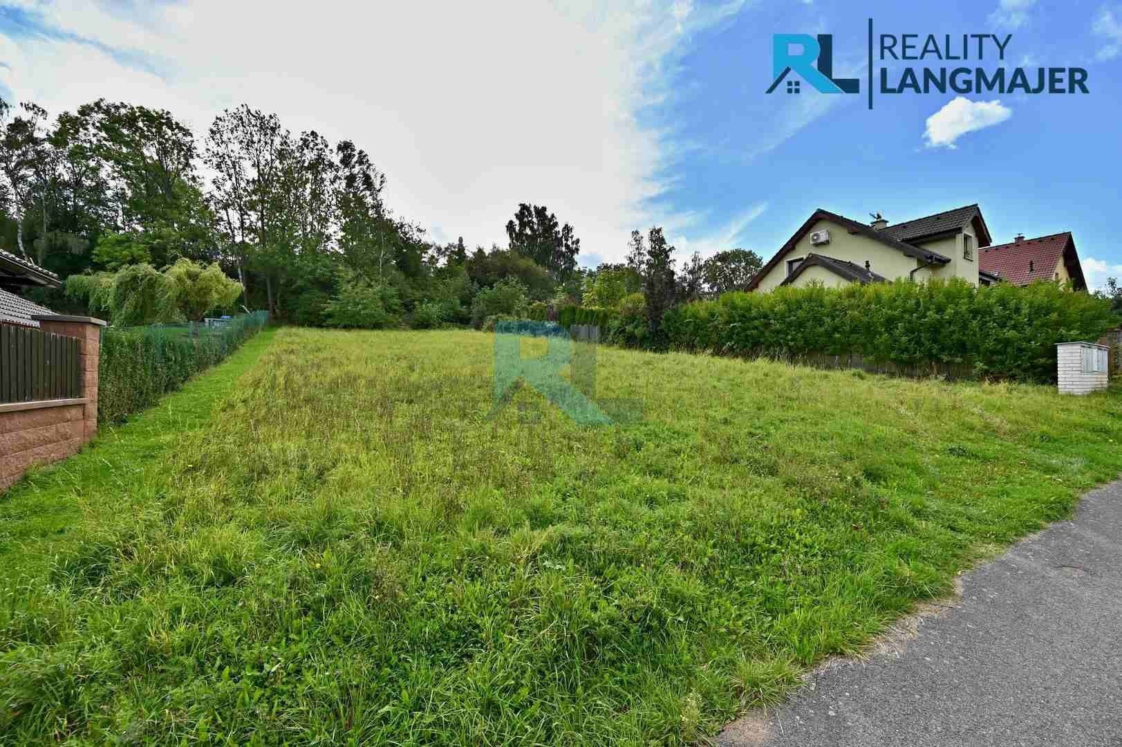 Prodej pozemku 972 m² - foto 7