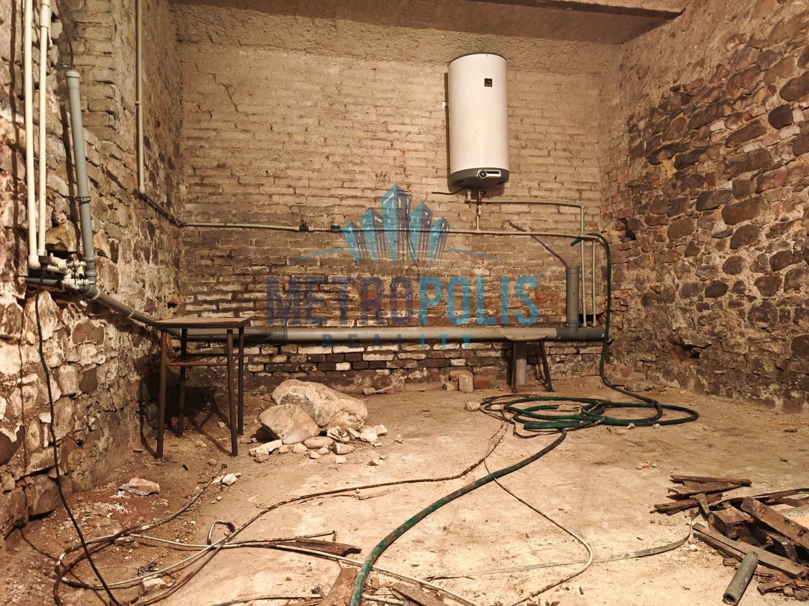 Prodej nemovitosti 280 m² - foto 18