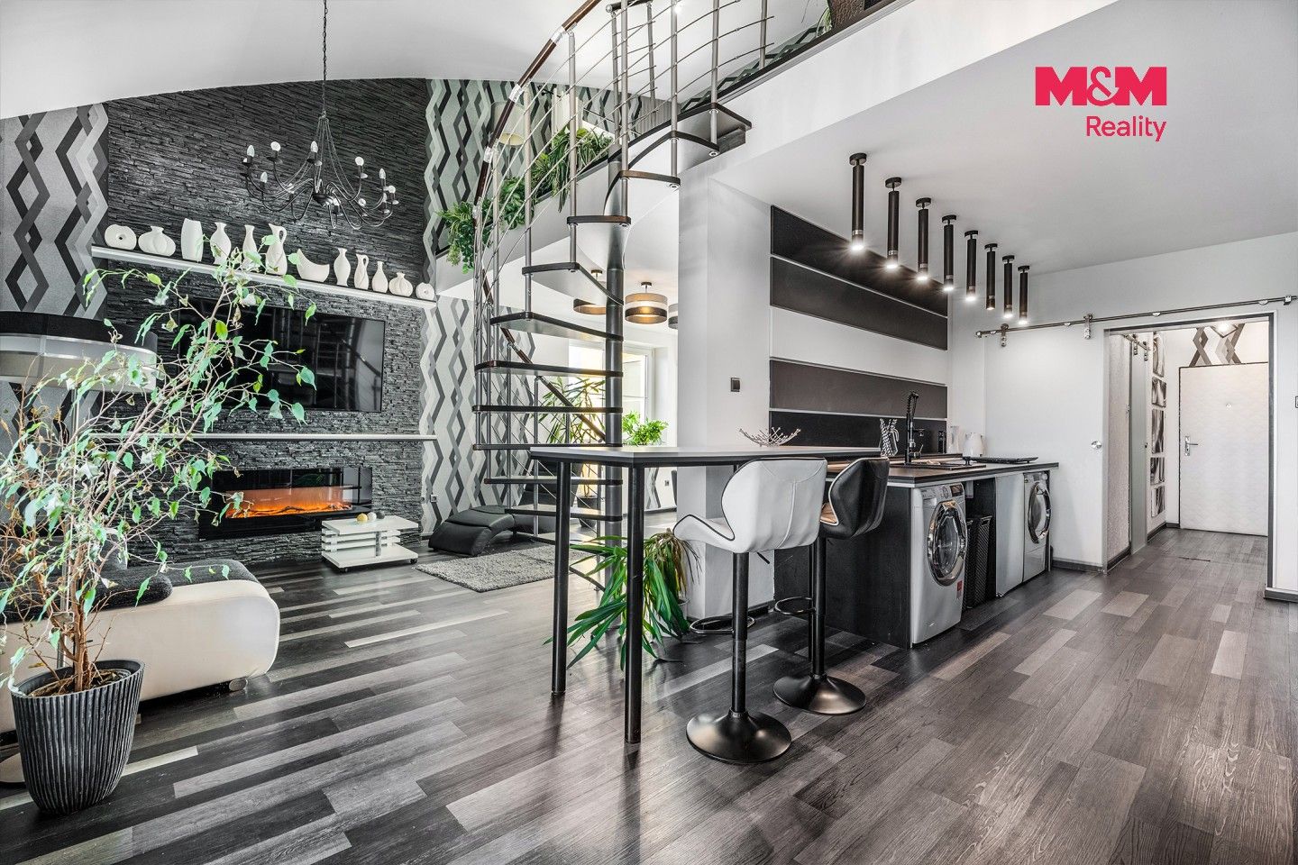 Pronájem bytu 3+kk 103 m² - foto 2