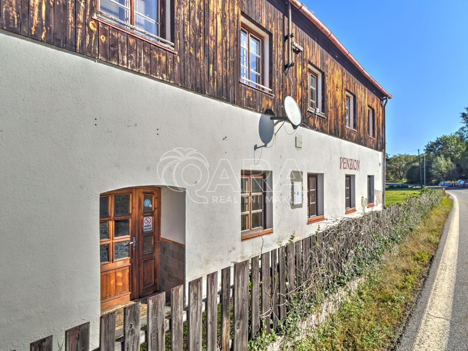 Prodej komerčního prostoru 330 m² - foto 8