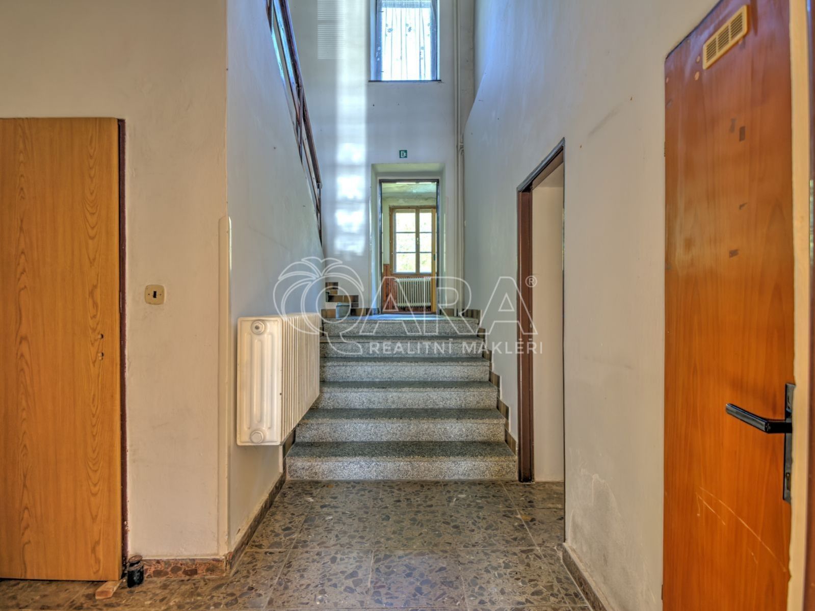 Prodej komerčního prostoru 330 m² - foto 14