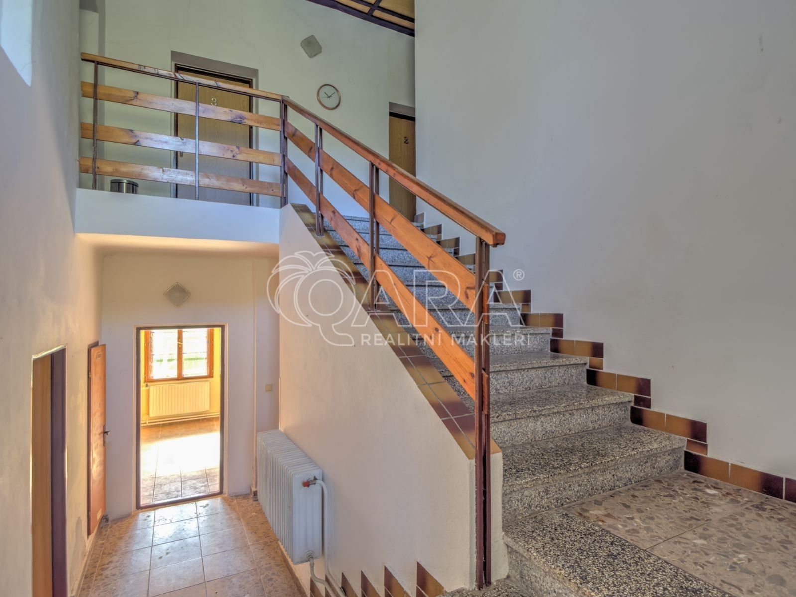 Prodej komerčního prostoru 330 m² - foto 13