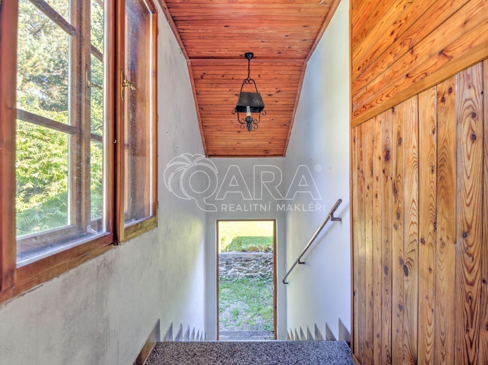 Prodej komerčního prostoru 330 m² - foto 12
