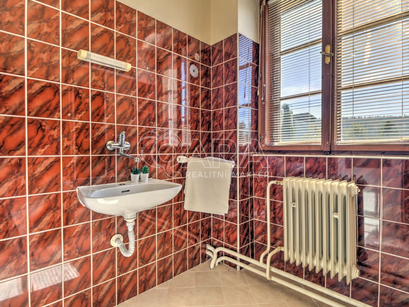 Prodej komerčního prostoru 330 m² - foto 19