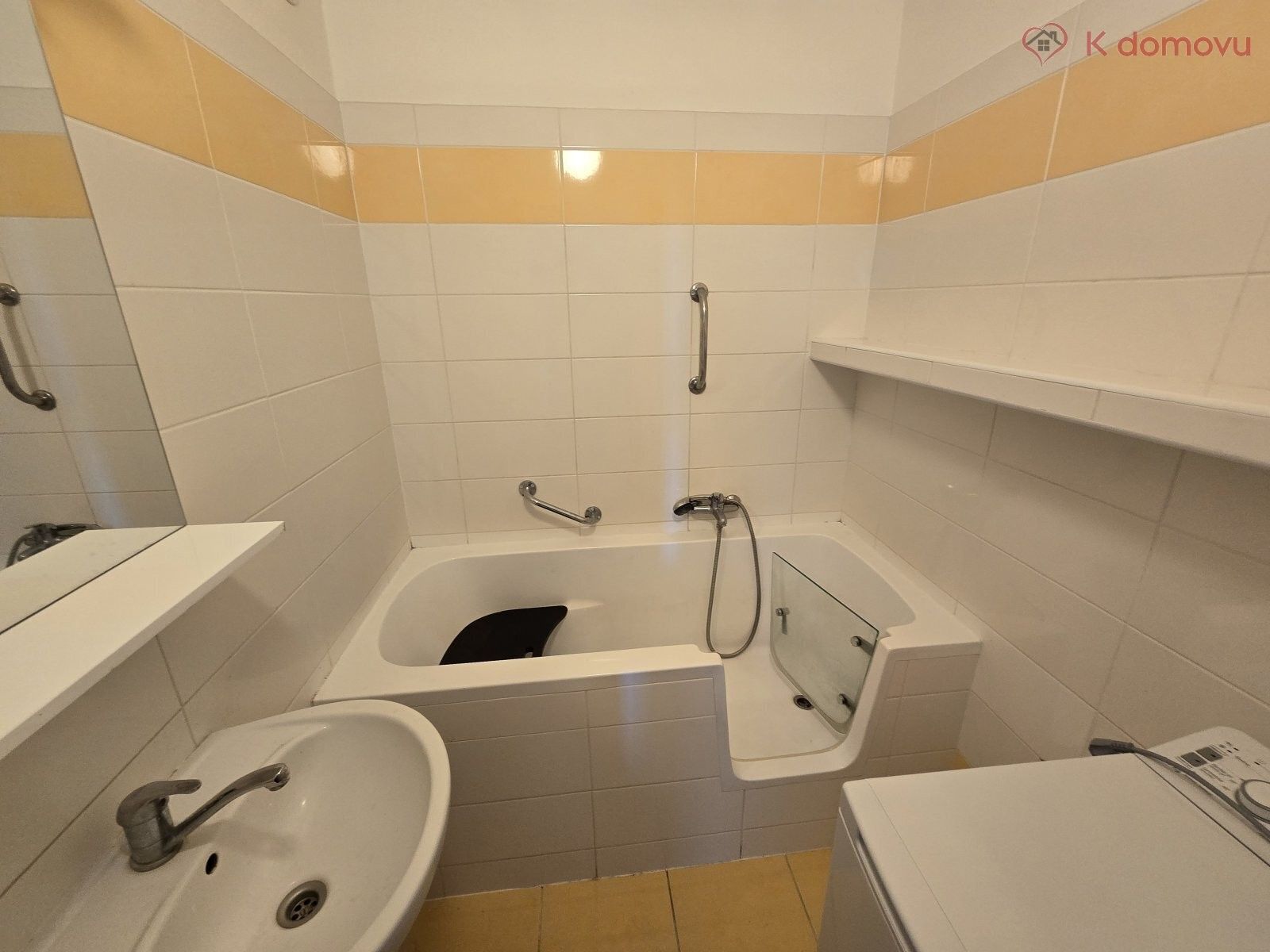 Prodej bytu 3+1 68 m² - foto 11