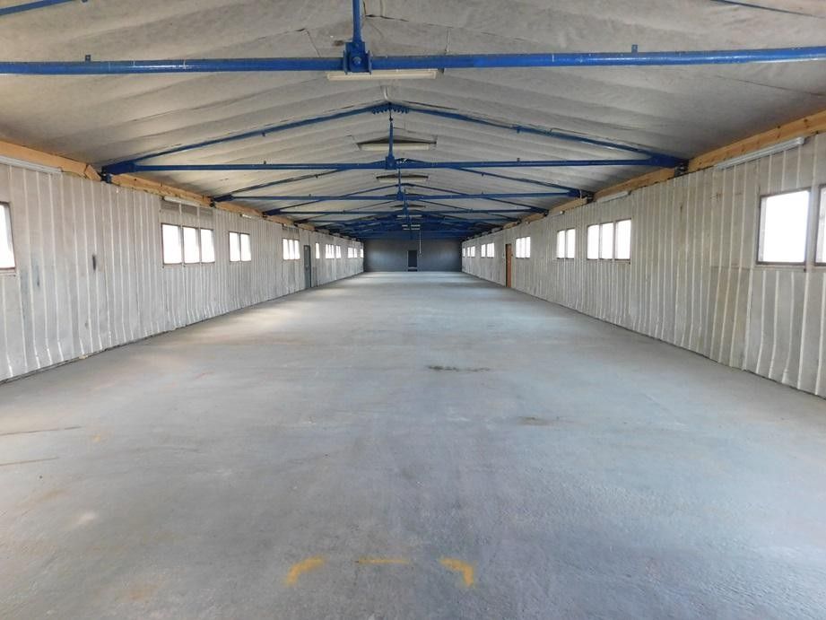 Pronájem komerčního prostoru 1240 m² - foto 11
