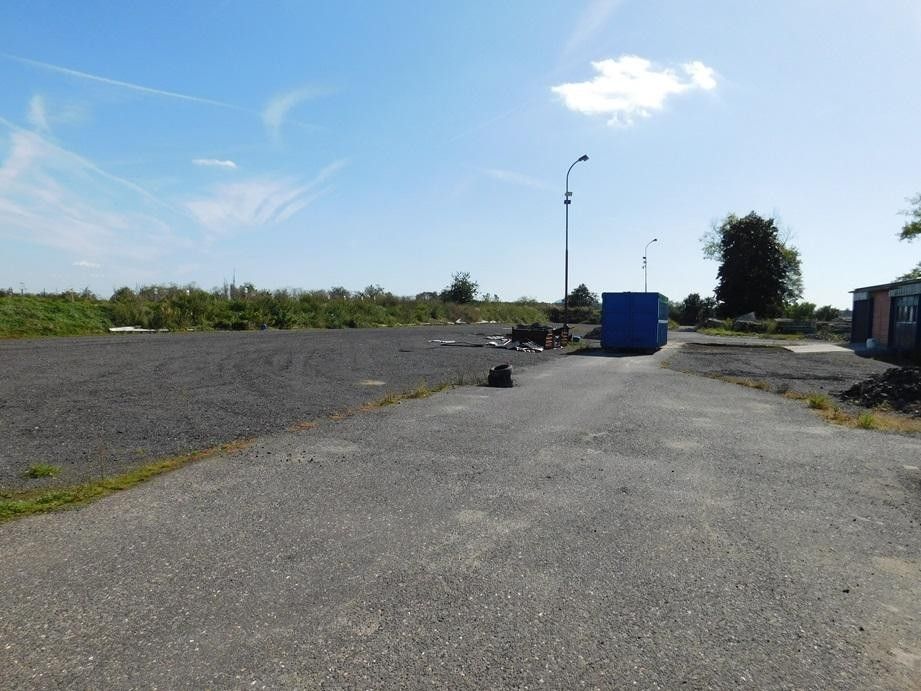 Pronájem komerčního prostoru 1240 m² - foto 18