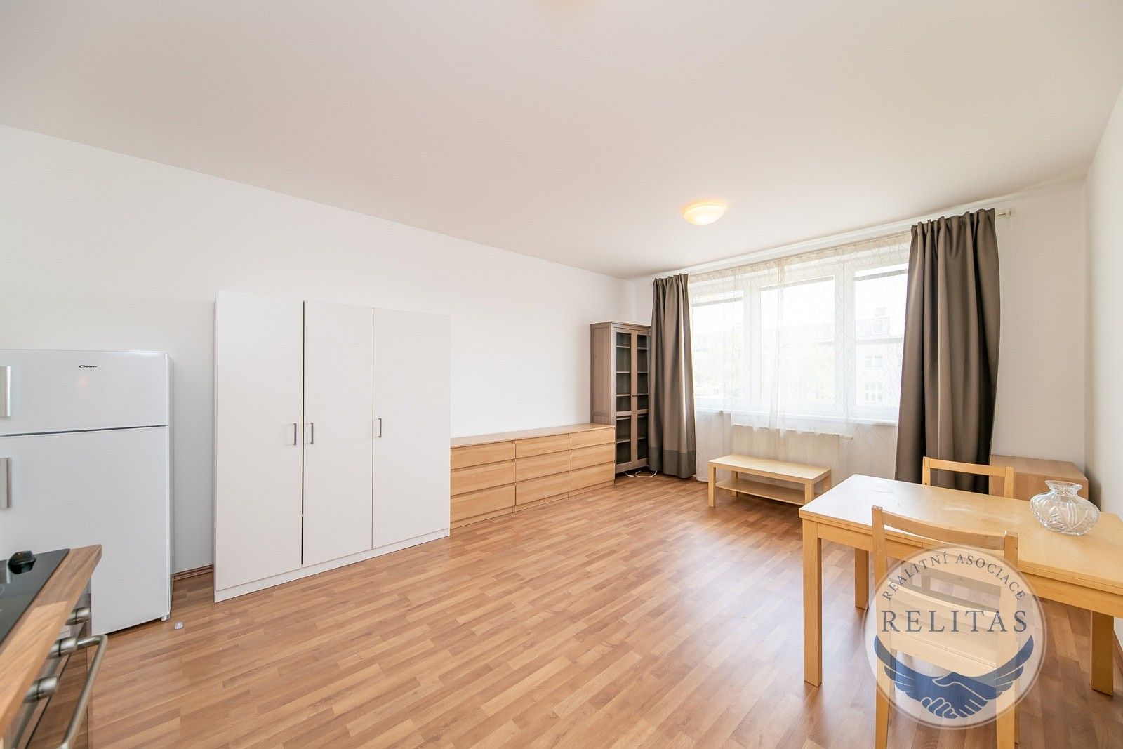 Pronájem bytu 1+kk 31 m² - foto 1
