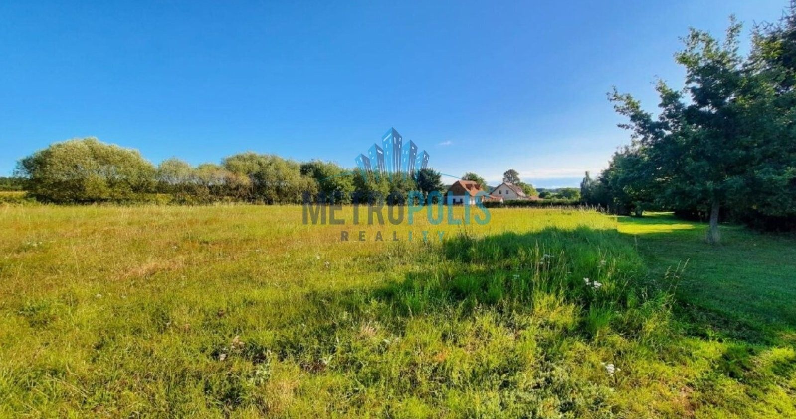 Prodej pozemku 4016 m² - foto 1
