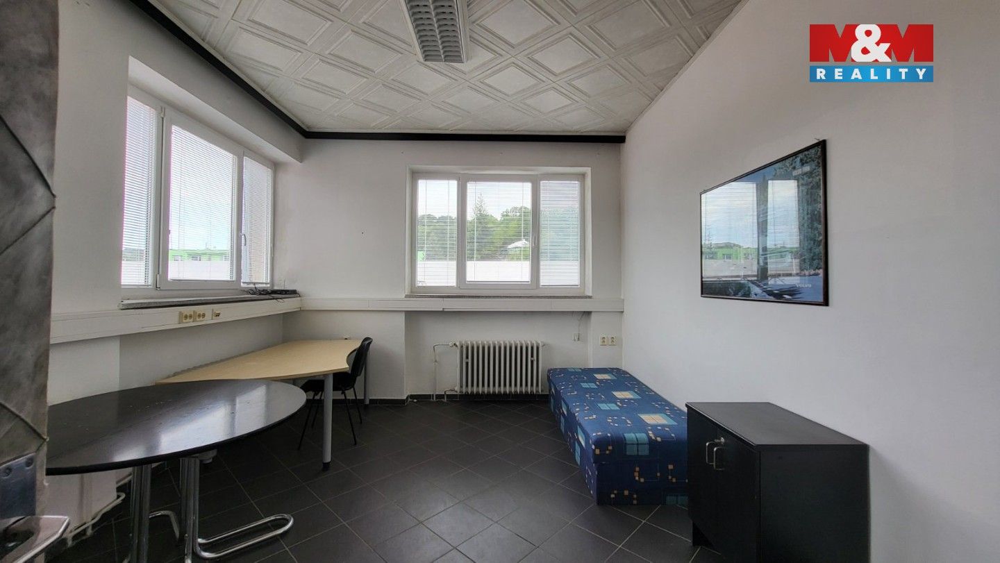 Pronájem komerčního prostoru 140 m² - foto 15