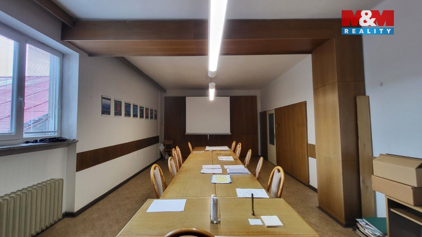 Pronájem komerčního prostoru 140 m² - foto 28