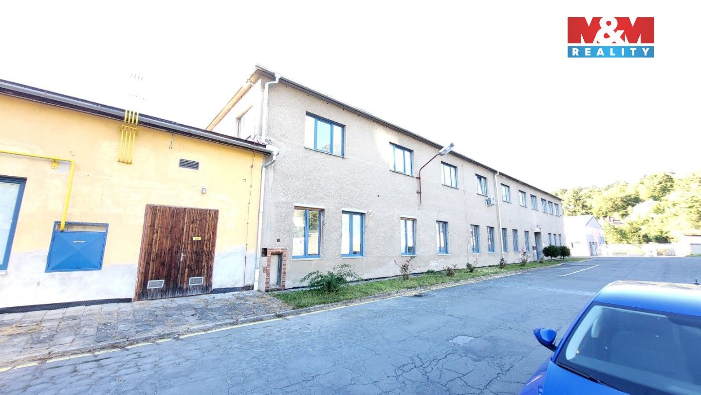 Pronájem komerčního prostoru 140 m² - foto 31