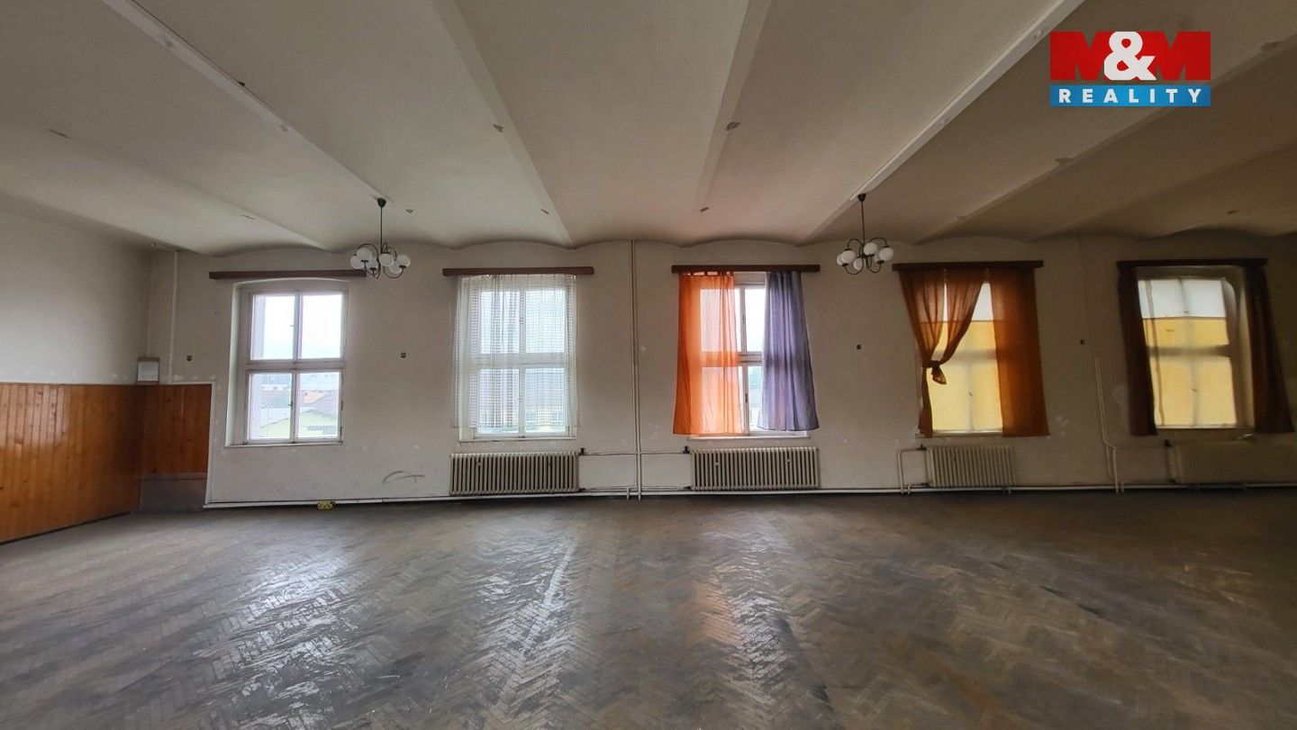 Pronájem komerčního prostoru 140 m² - foto 37