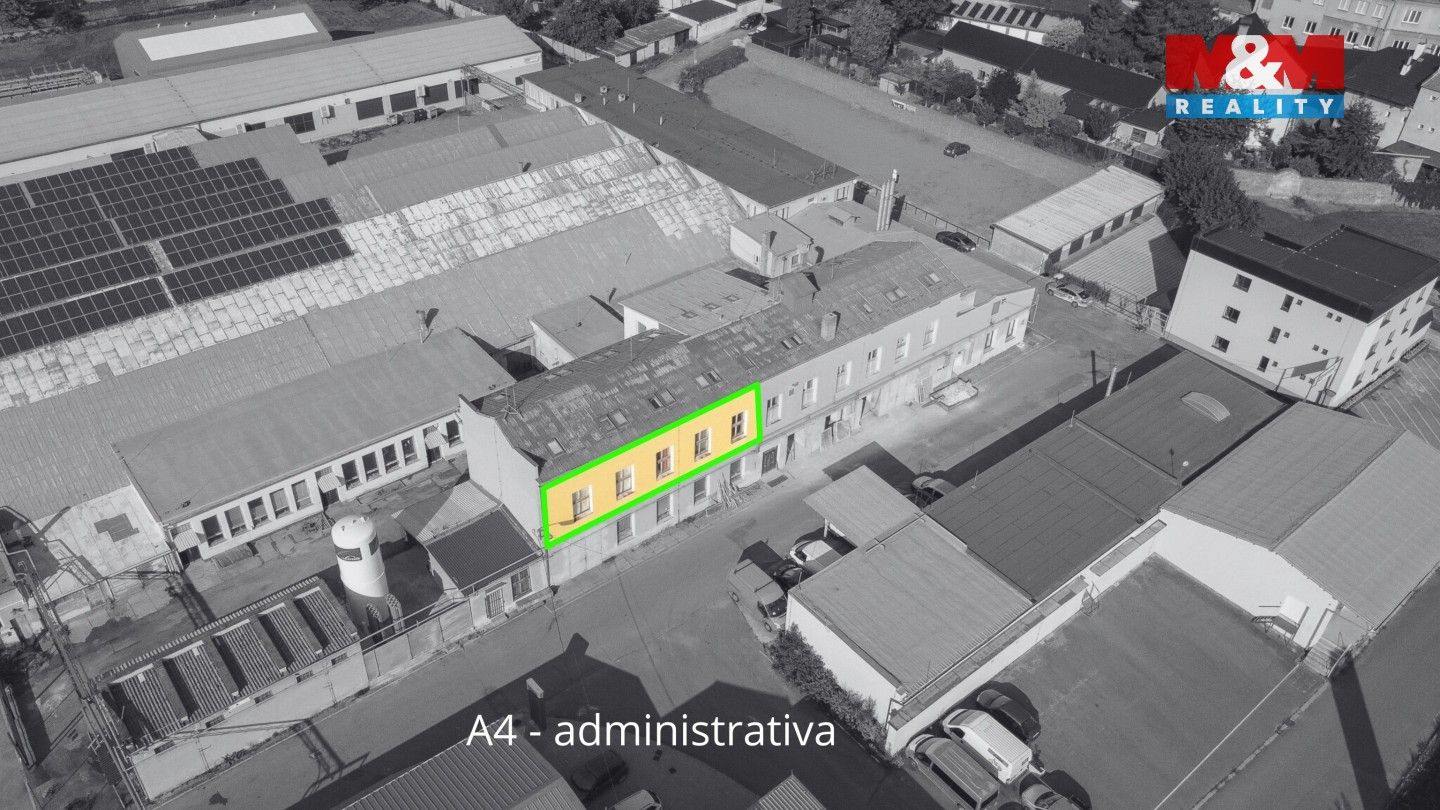 Pronájem komerčního prostoru 140 m² - foto 36
