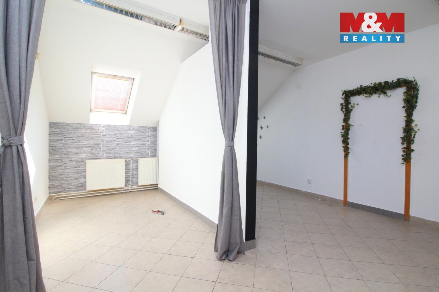 Pronájem komerčního prostoru 24 m² - foto 4