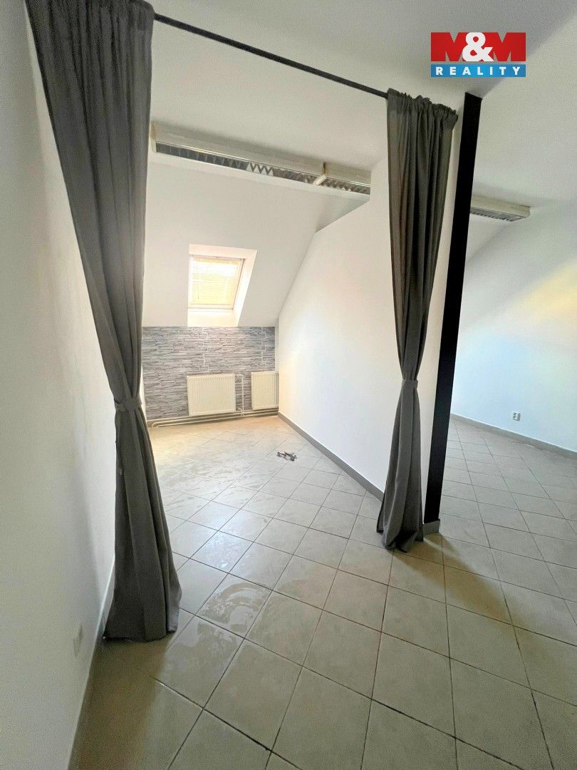 Pronájem komerčního prostoru 24 m² - foto 5