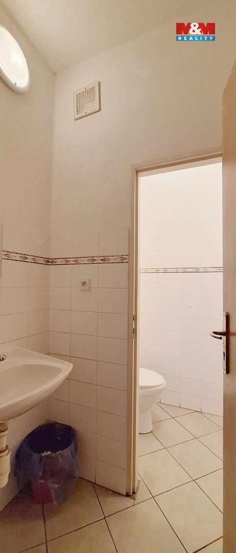 Pronájem komerčního prostoru 24 m² - foto 9