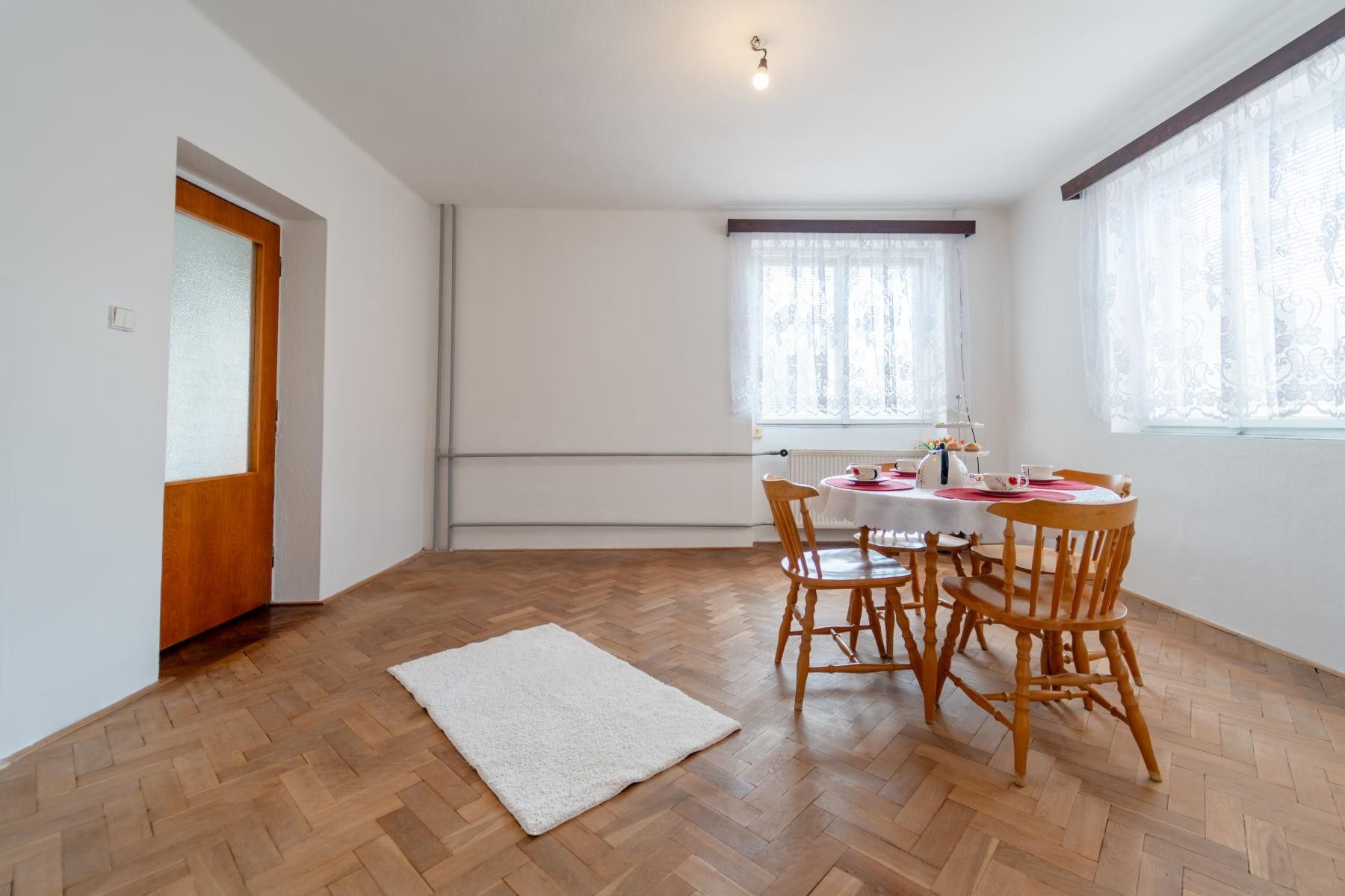 Prodej nemovitosti 160 m² - foto 8