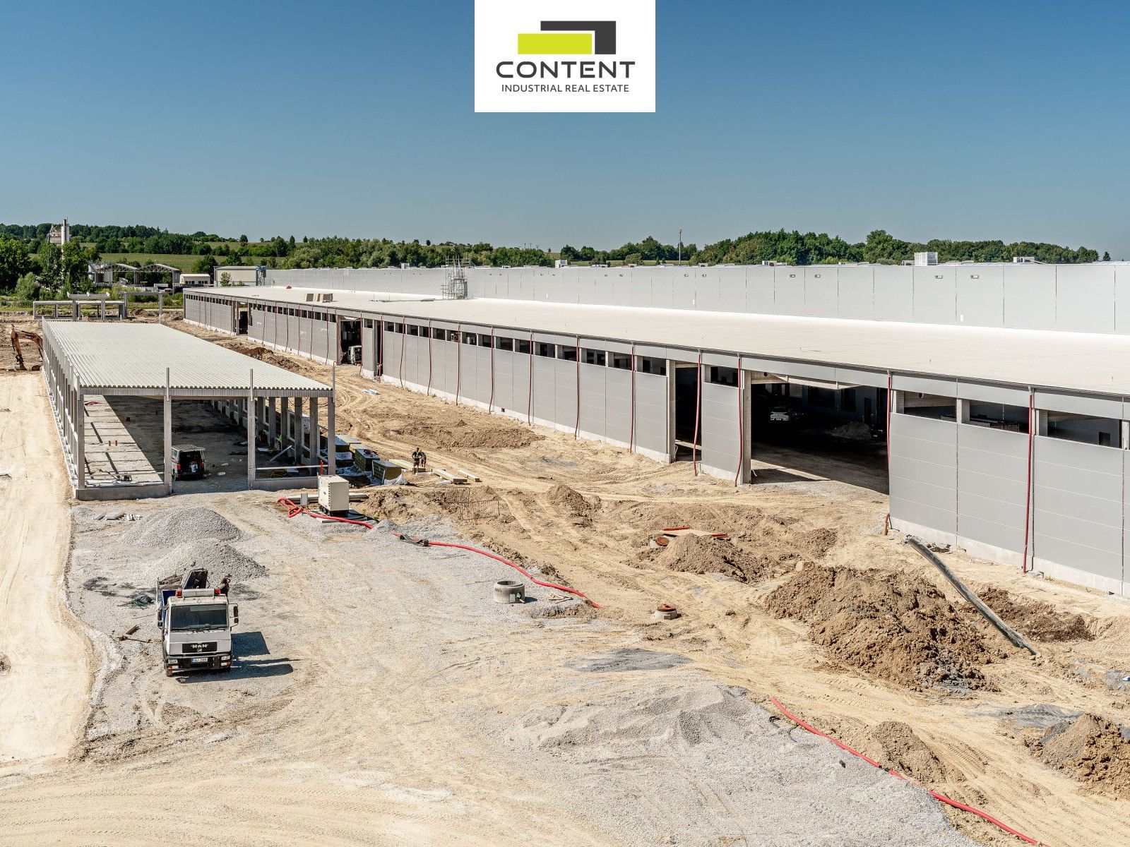 Pronájem komerčního prostoru 10500 m² - foto 17