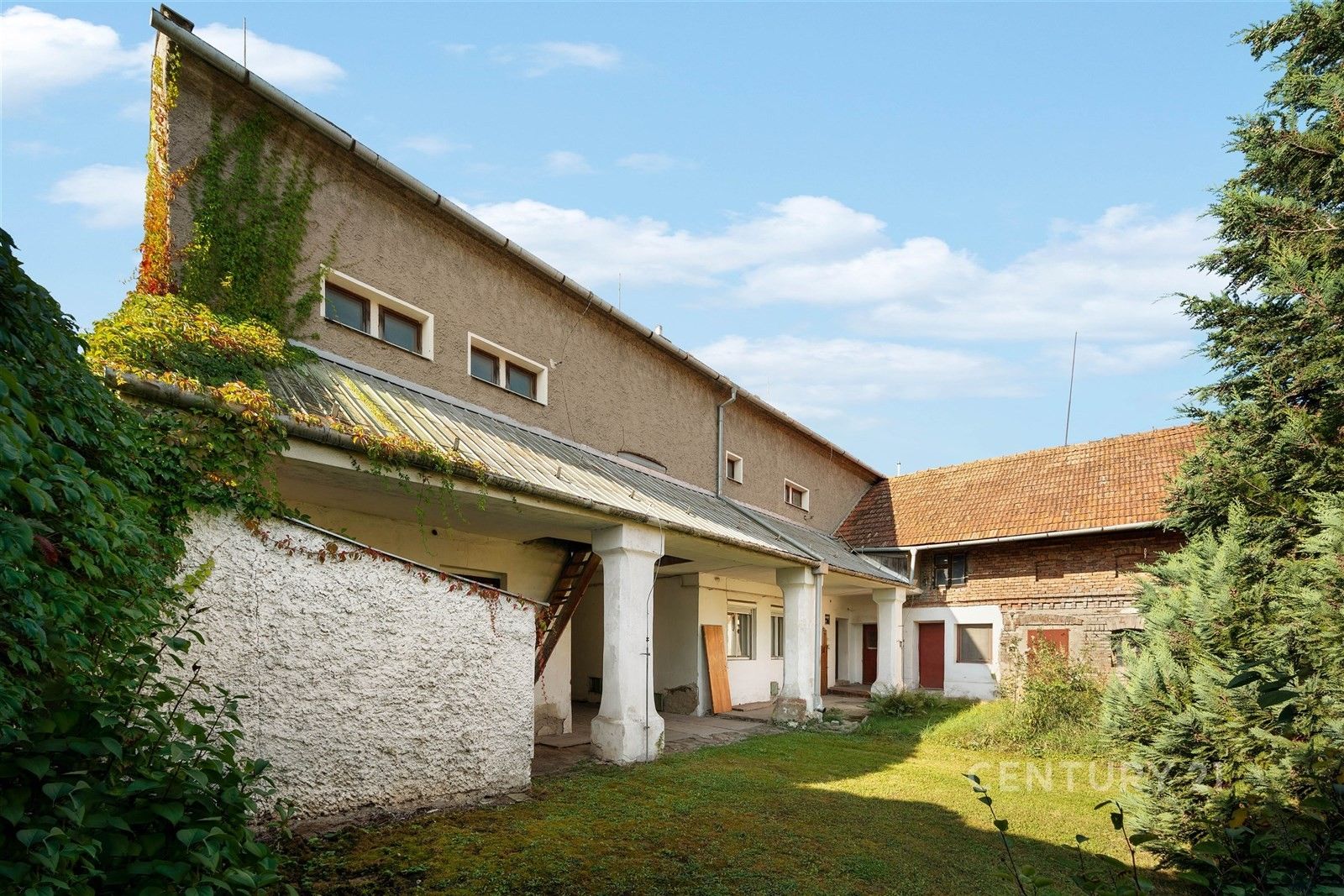Prodej domu 320 m² - foto 2