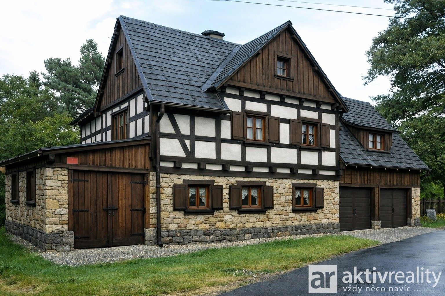 Prodej domu 195 m² - foto 2