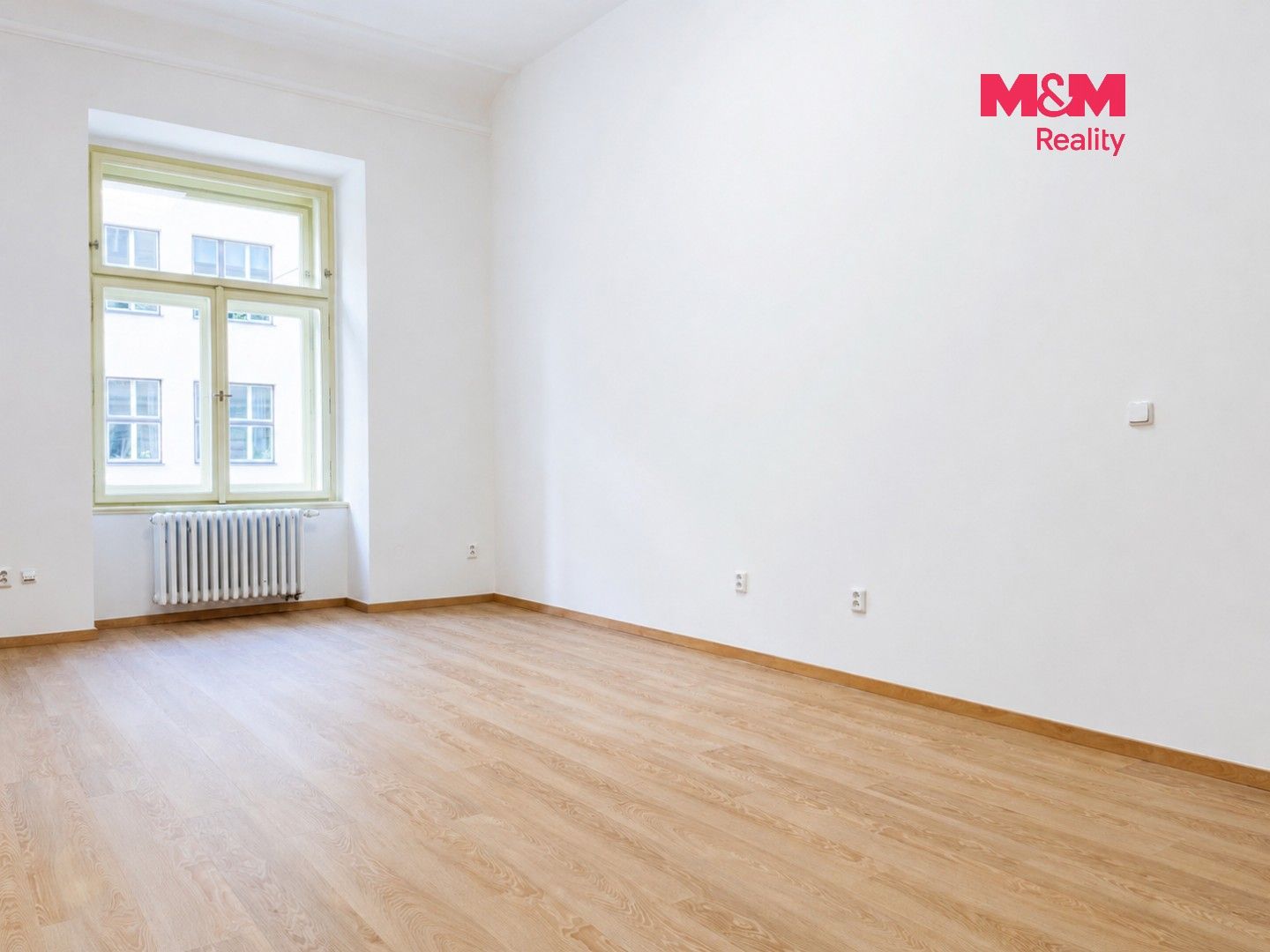 Pronájem komerčního prostoru 74 m² - foto 10