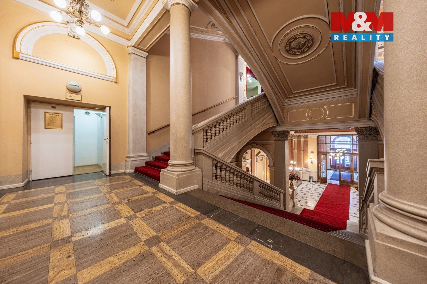Pronájem komerčního prostoru 74 m² - foto 14