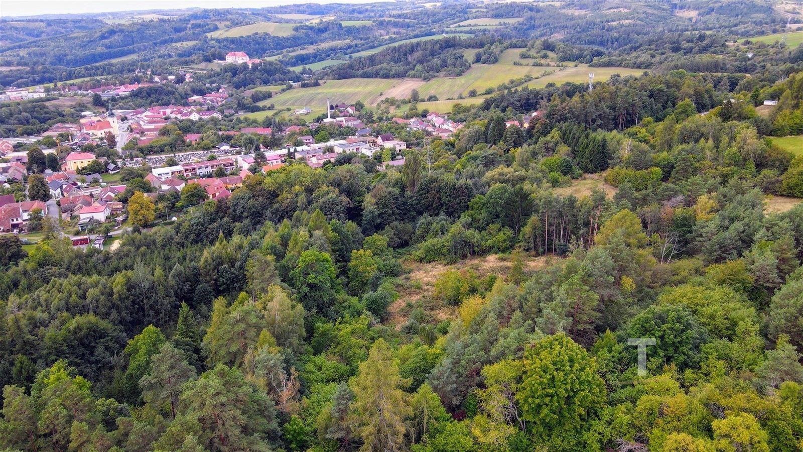Prodej nemovitosti - foto 1