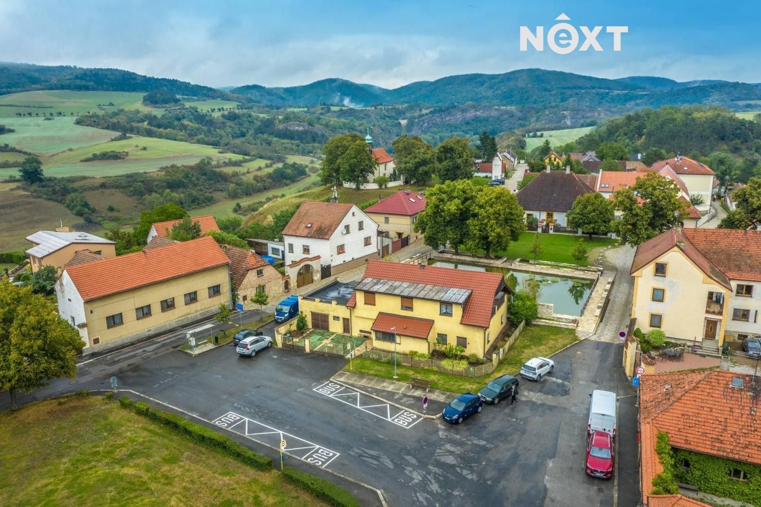 Prodej komerčního prostoru 416 m² - foto 1