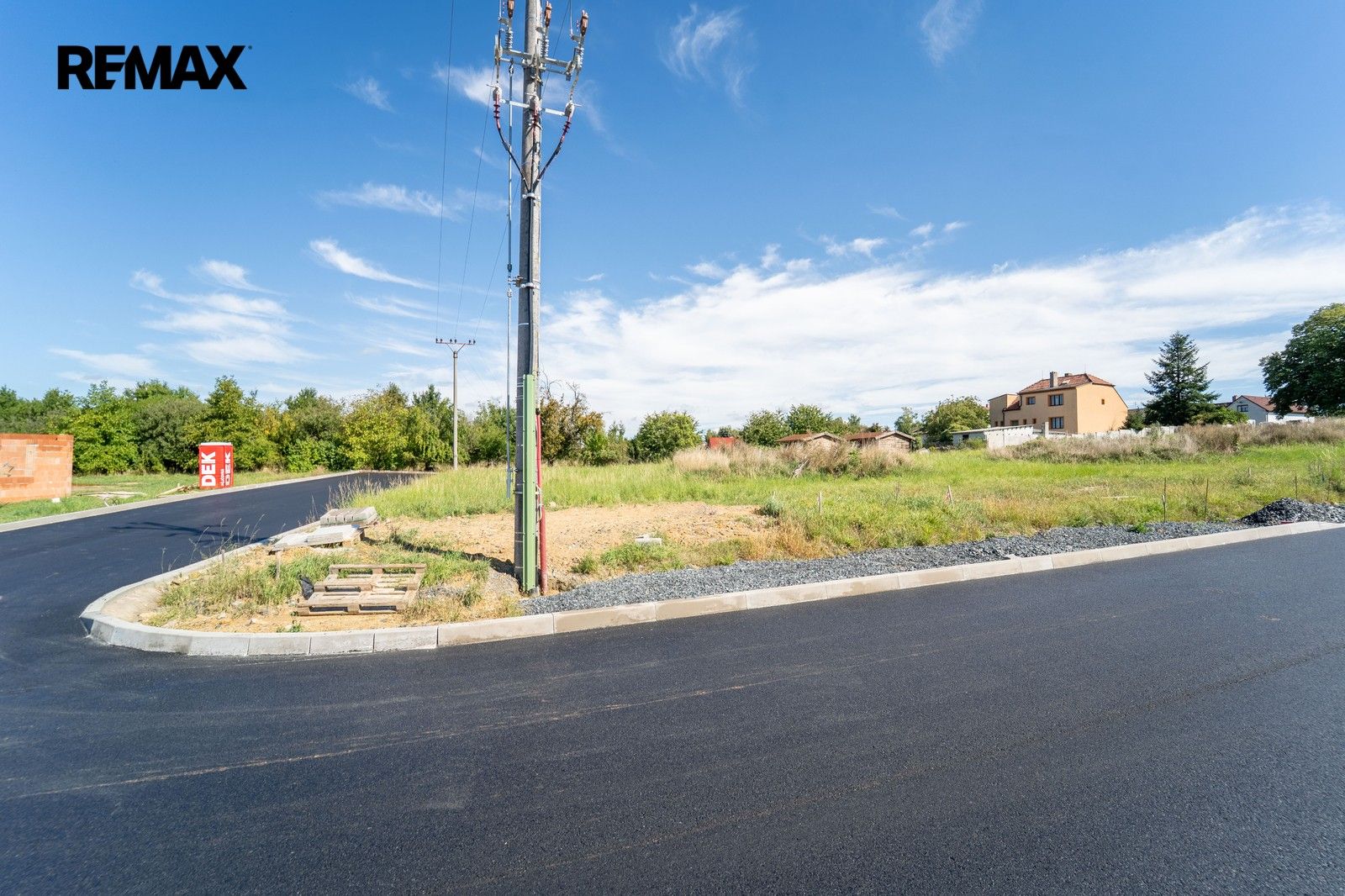 Prodej pozemku 879 m² - foto 6