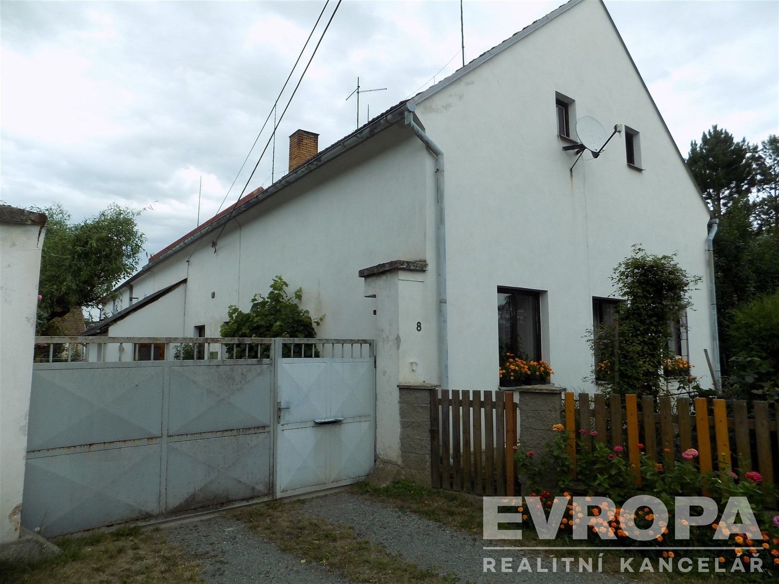Prodej nemovitosti 109 m² - foto 1