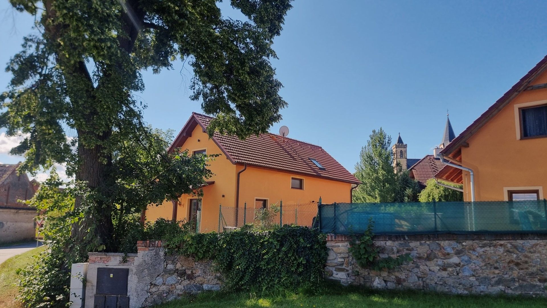 Prodej domu 250 m² - foto 2