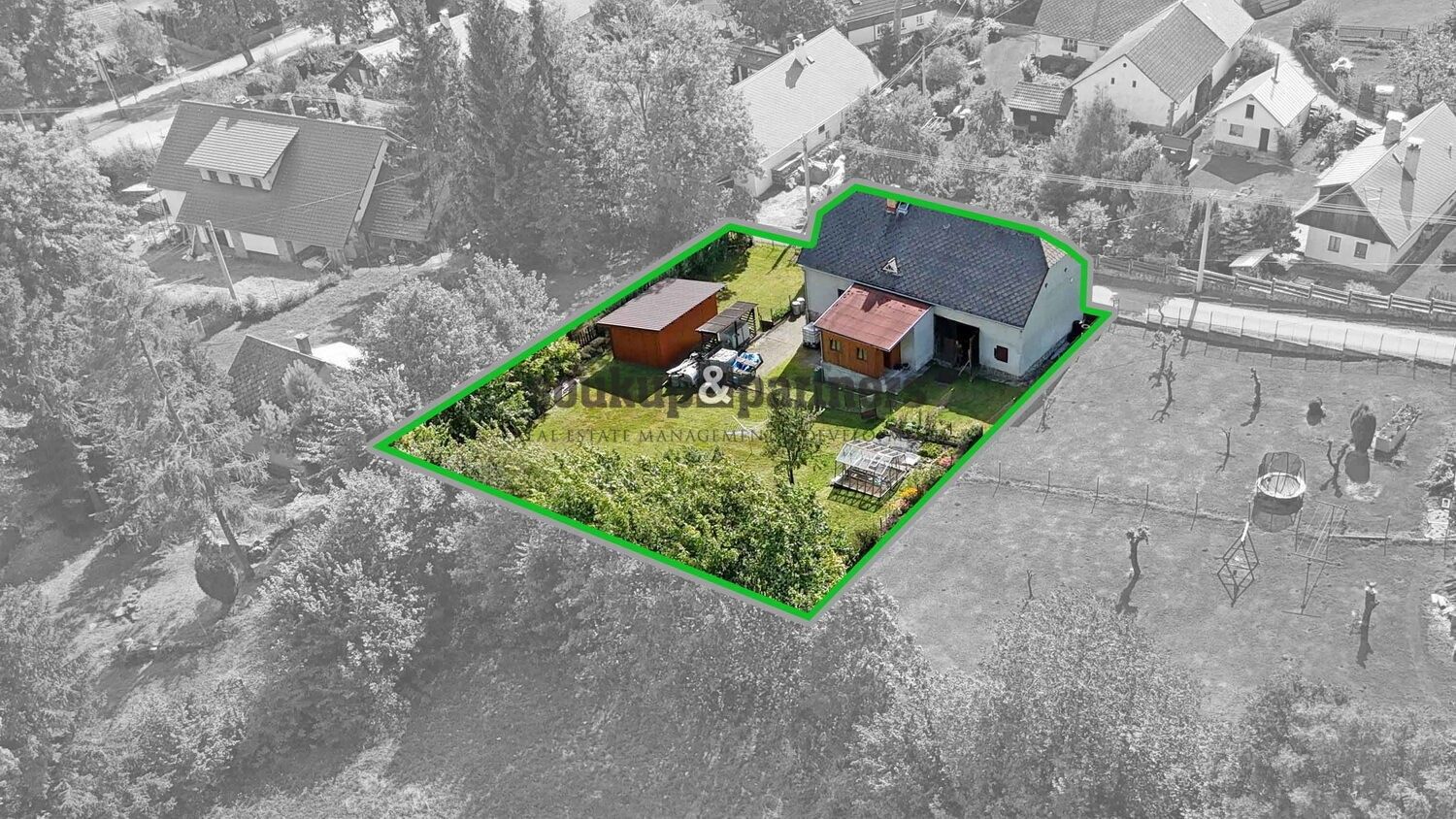 Prodej domu 250 m² - foto 1
