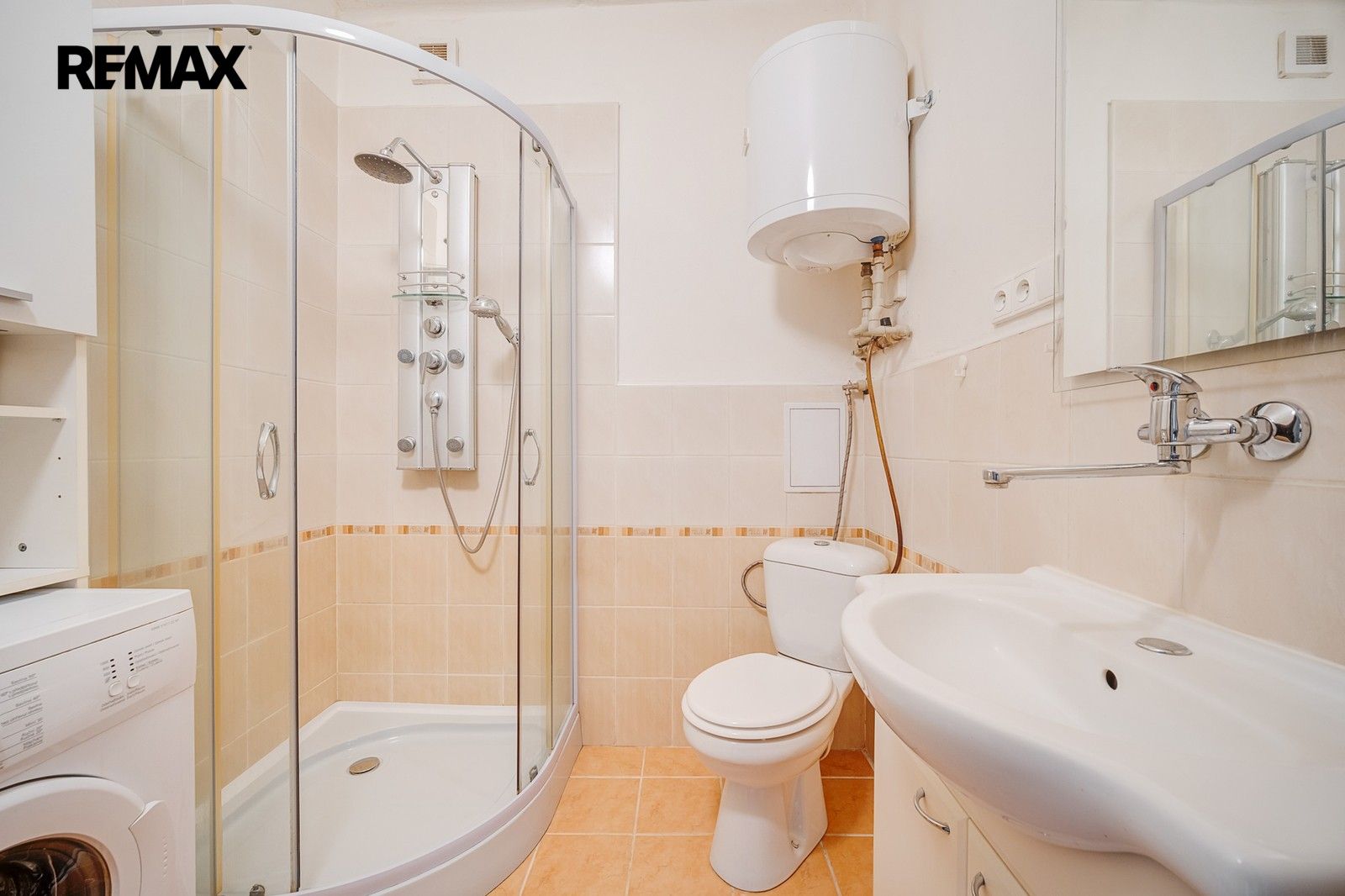 Prodej bytu 1+1 39 m² - foto 4