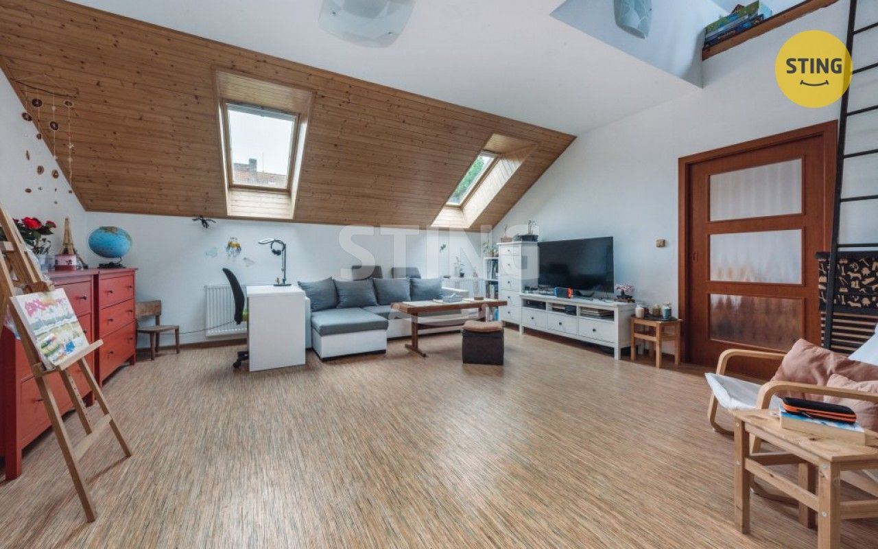 Prodej nemovitosti 300 m² - foto 7