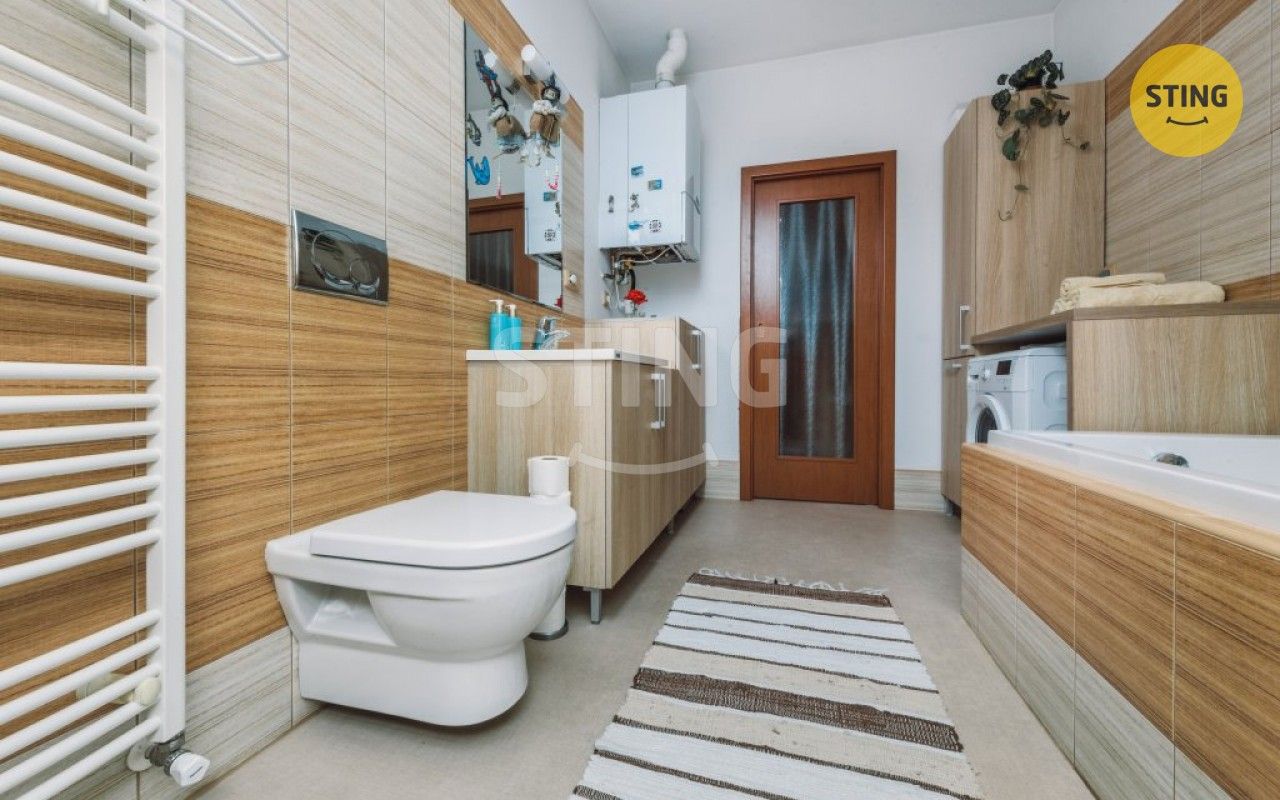 Prodej nemovitosti 300 m² - foto 13