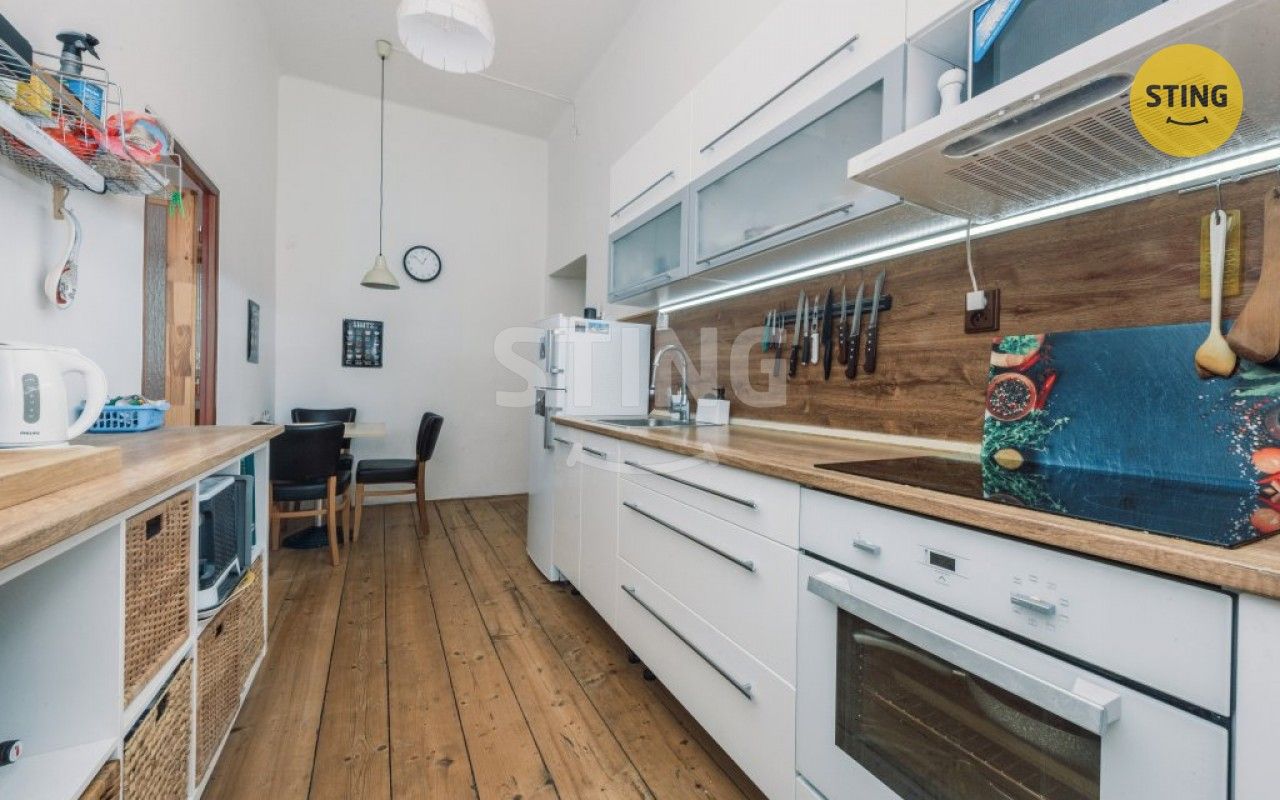 Prodej nemovitosti 300 m² - foto 22