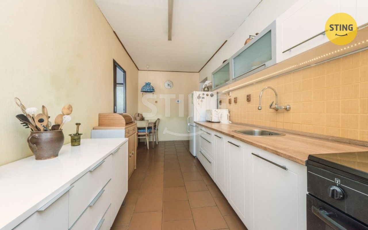 Prodej nemovitosti 300 m² - foto 24