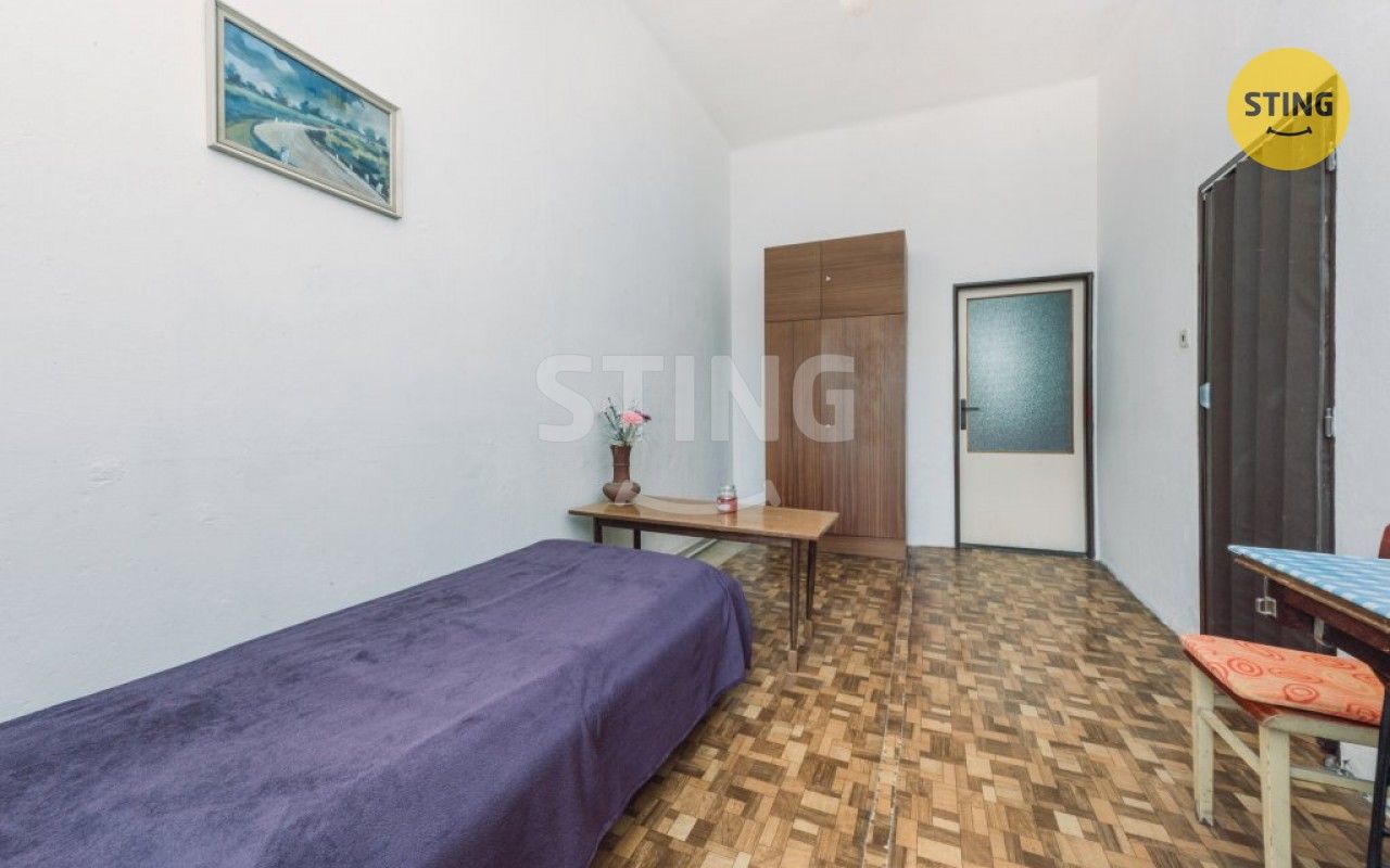 Prodej nemovitosti 300 m² - foto 27