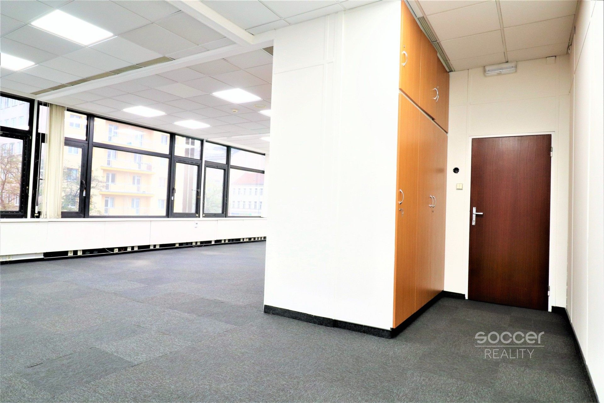 Pronájem komerčního prostoru 66 m² - foto 5