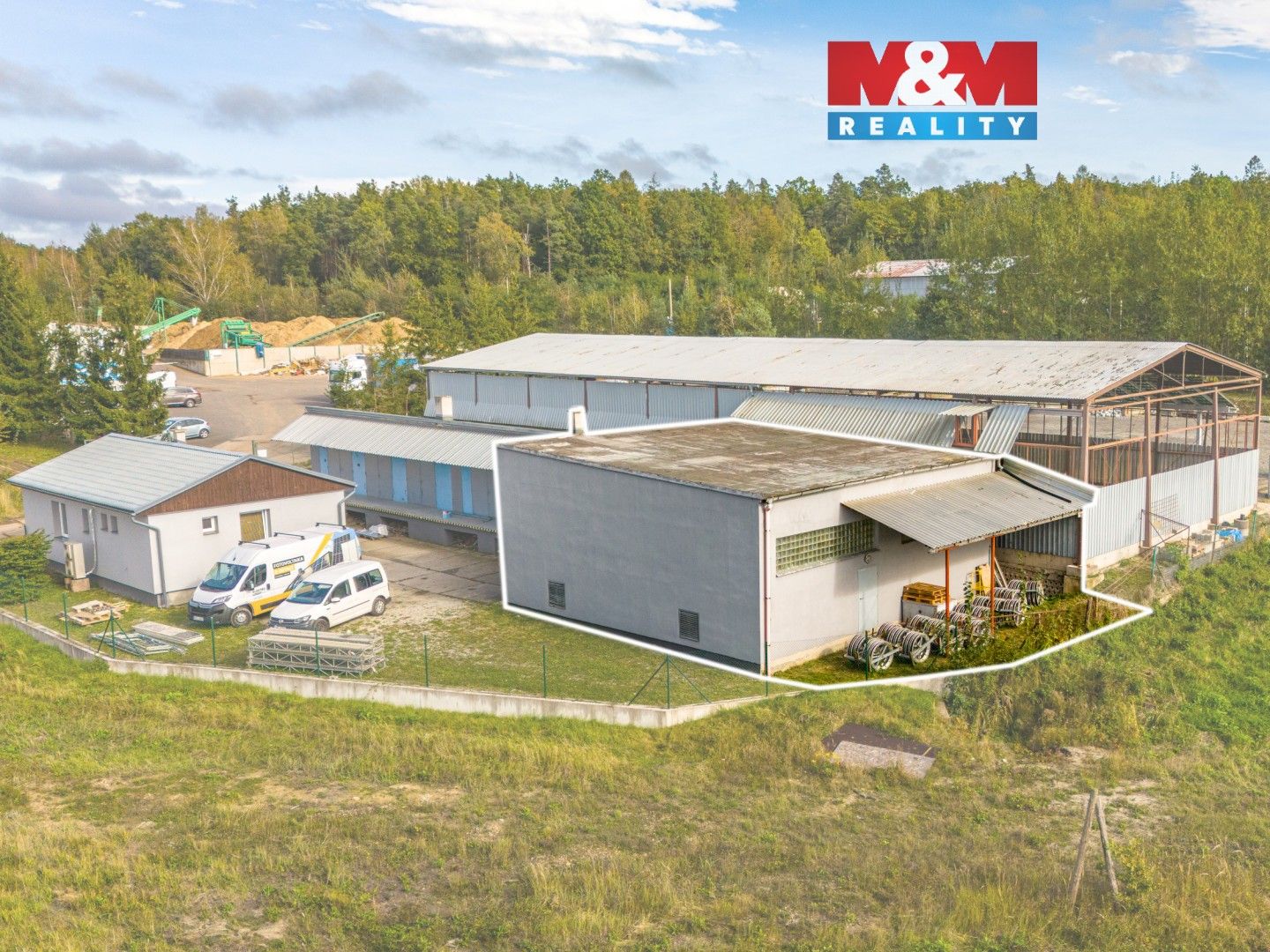 Pronájem komerčního prostoru 150 m² - foto 1