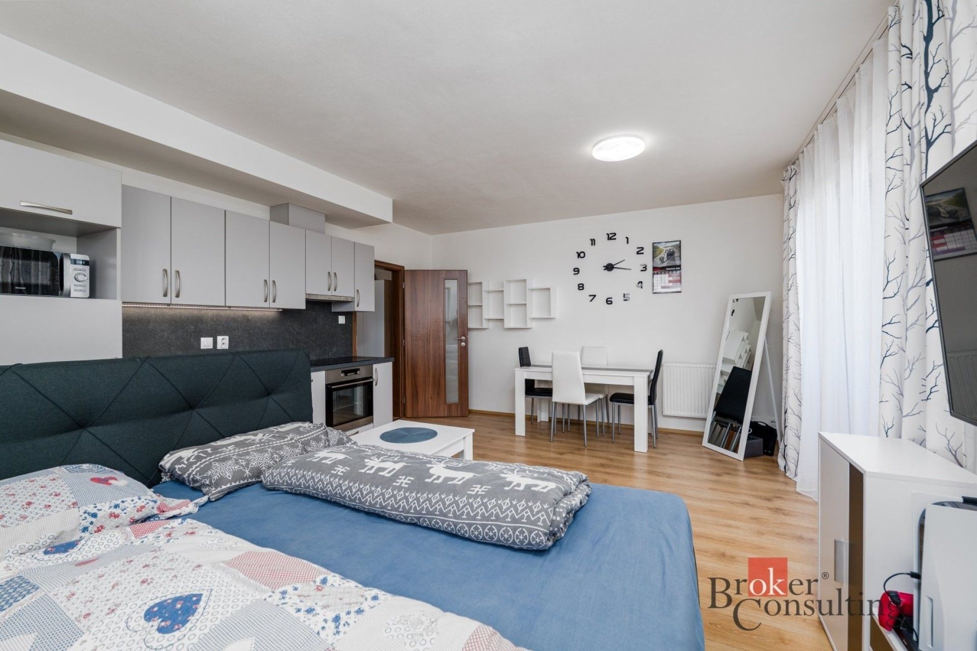 Pronájem bytu 1+kk 40 m² - foto 3